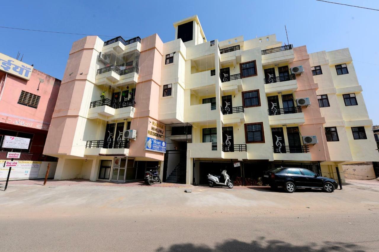 Hotel Radha Nikunj Residency Jaipur Buitenkant foto