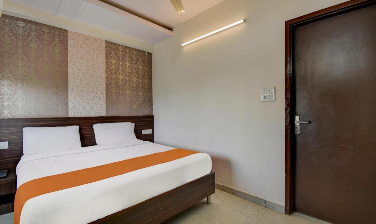 Hotel Radha Nikunj Residency Jaipur Buitenkant foto