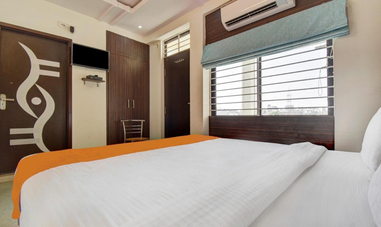 Hotel Radha Nikunj Residency Jaipur Buitenkant foto