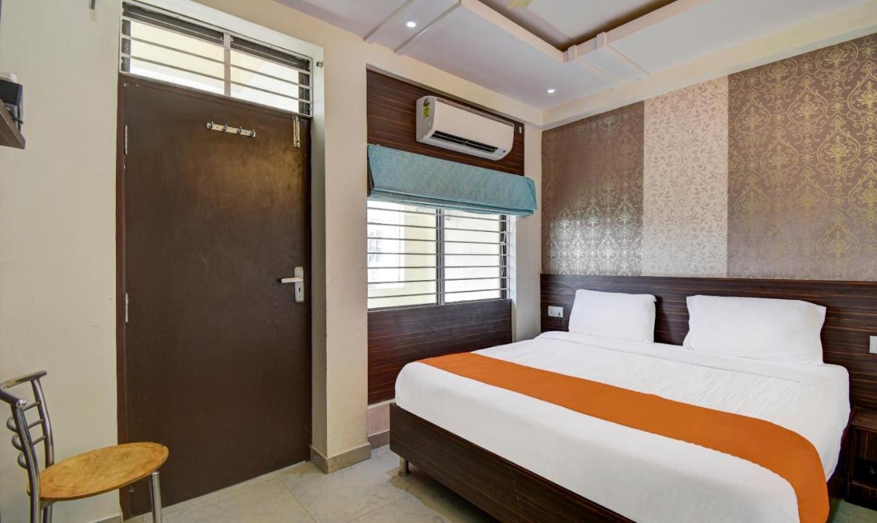 Hotel Radha Nikunj Residency Jaipur Buitenkant foto