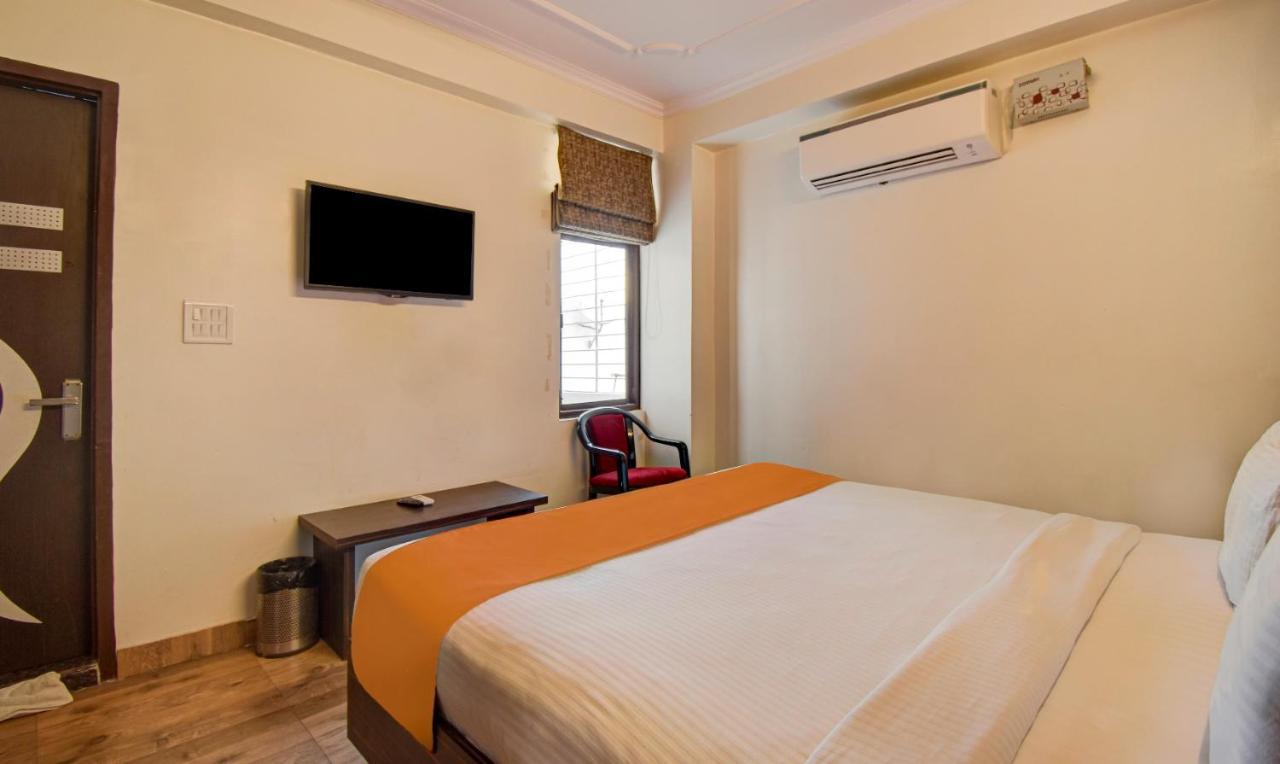 Hotel Radha Nikunj Residency Jaipur Buitenkant foto